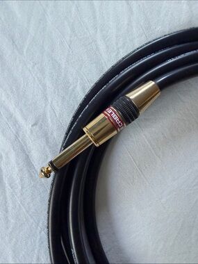 12 FT MONSTER CABLE Instrument Cable with Gold Plugs